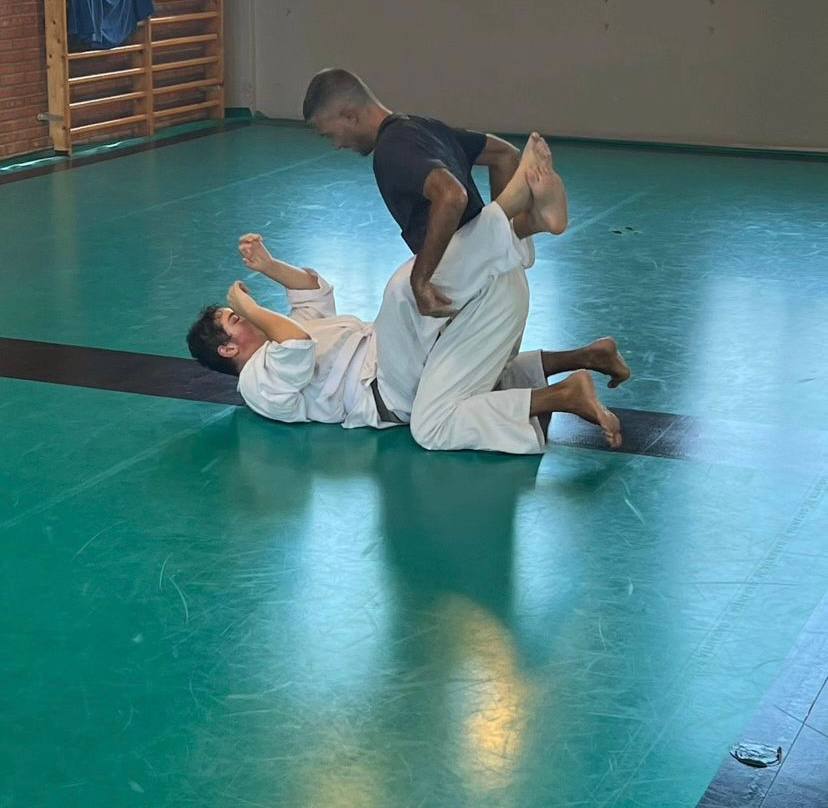 DEFENSA PERSONAL INFANTIL